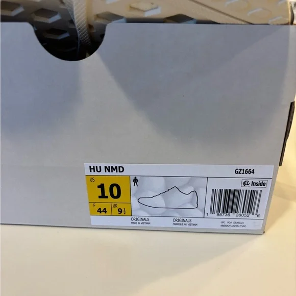 adidas NMD Hu
Pharrell x Billionaire Boys Club Running
Dog Green - Picture 2 of 4